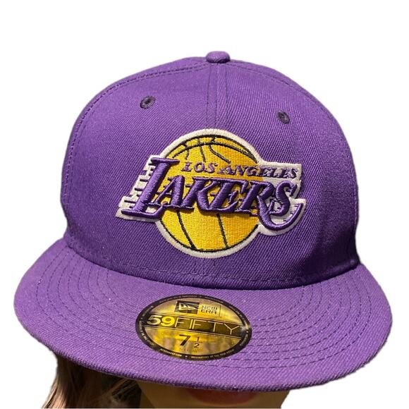 L A LAKERS Logo New Era 59 Fifty 7 1/2 Fitted Hat - Picture 1 of 6